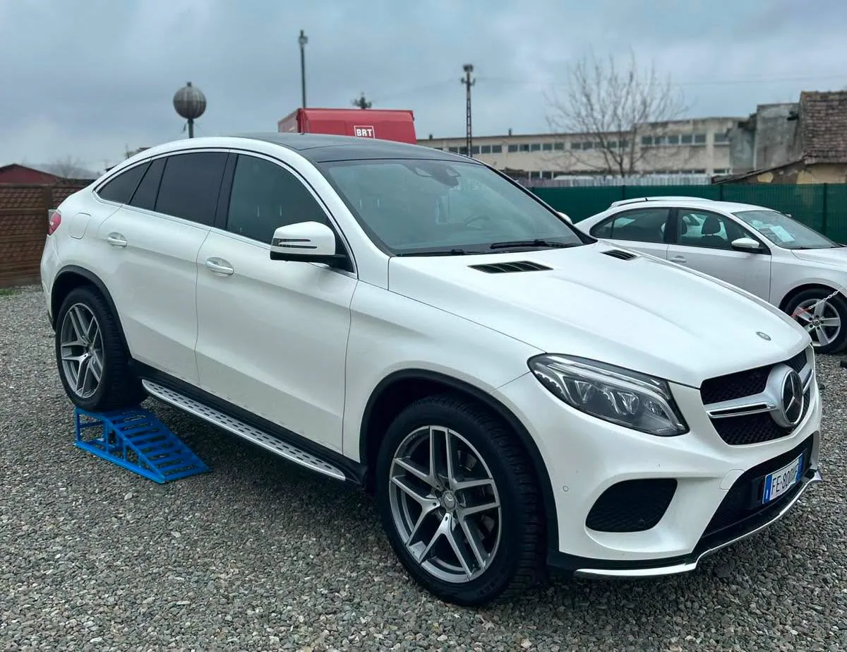 Mercedes-Benz GLE 350d — снимка 2