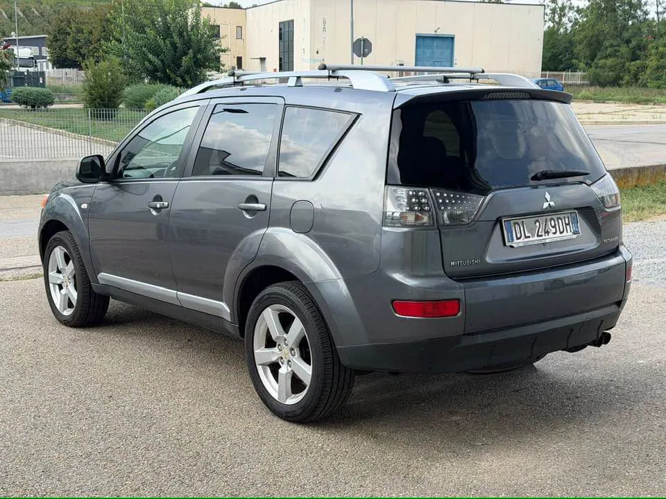 Mitsubishi Outlander — снимка 2