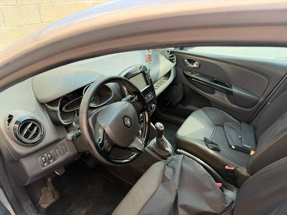 Автомобил 1.5