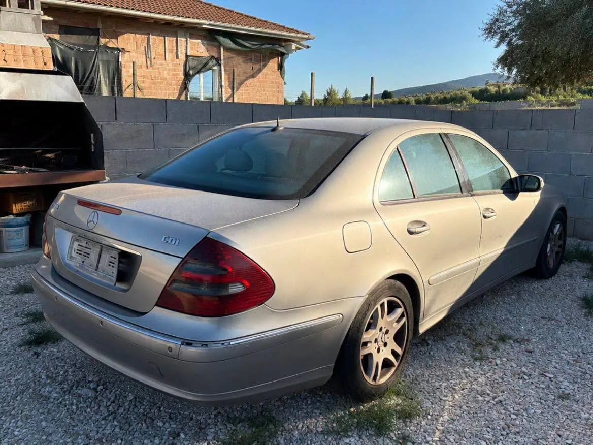 Mercedes-Benz E 320d — снимка 3