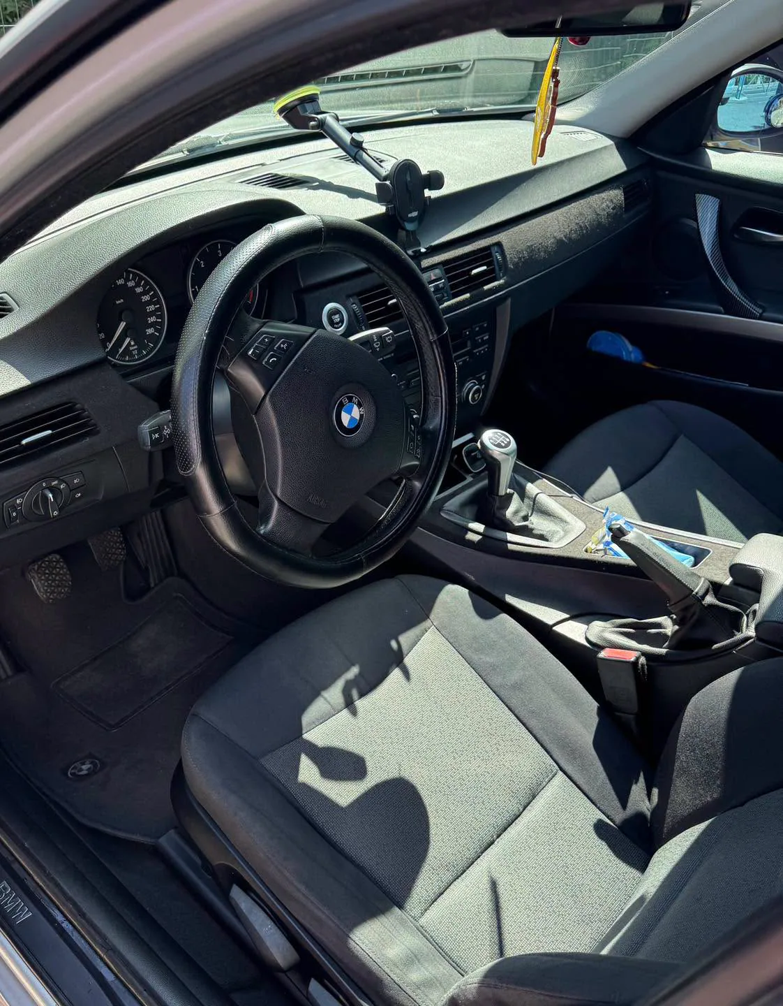 BMW 320d — снимка 4