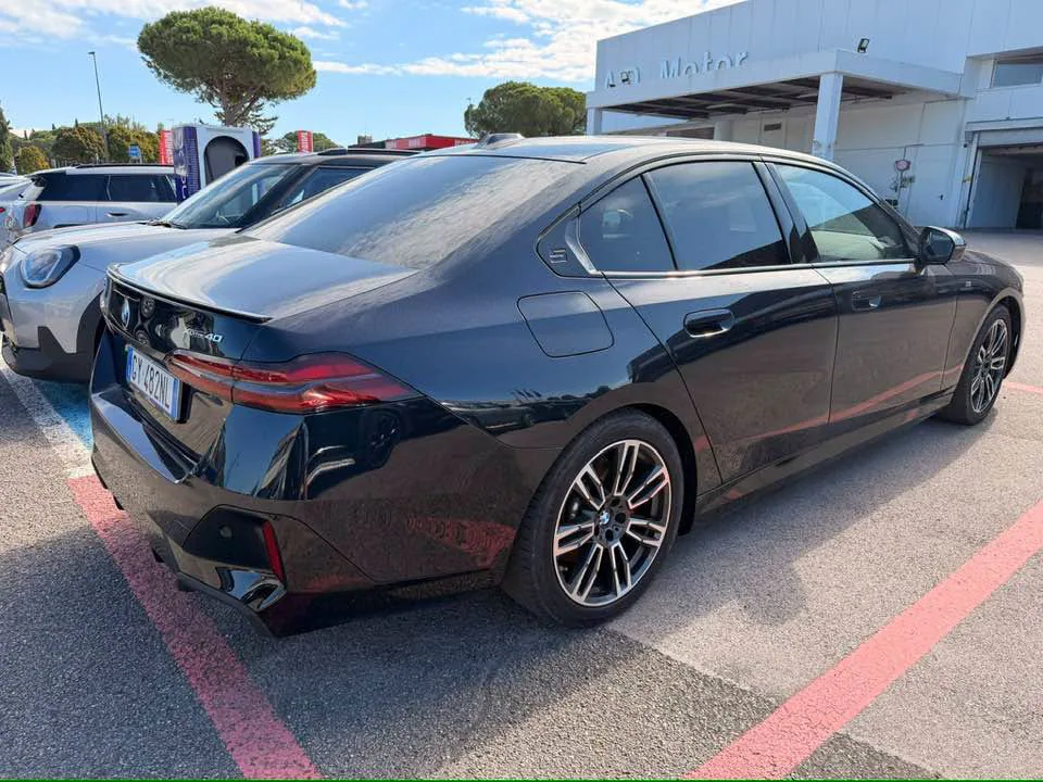 BMW I5 — снимка 3