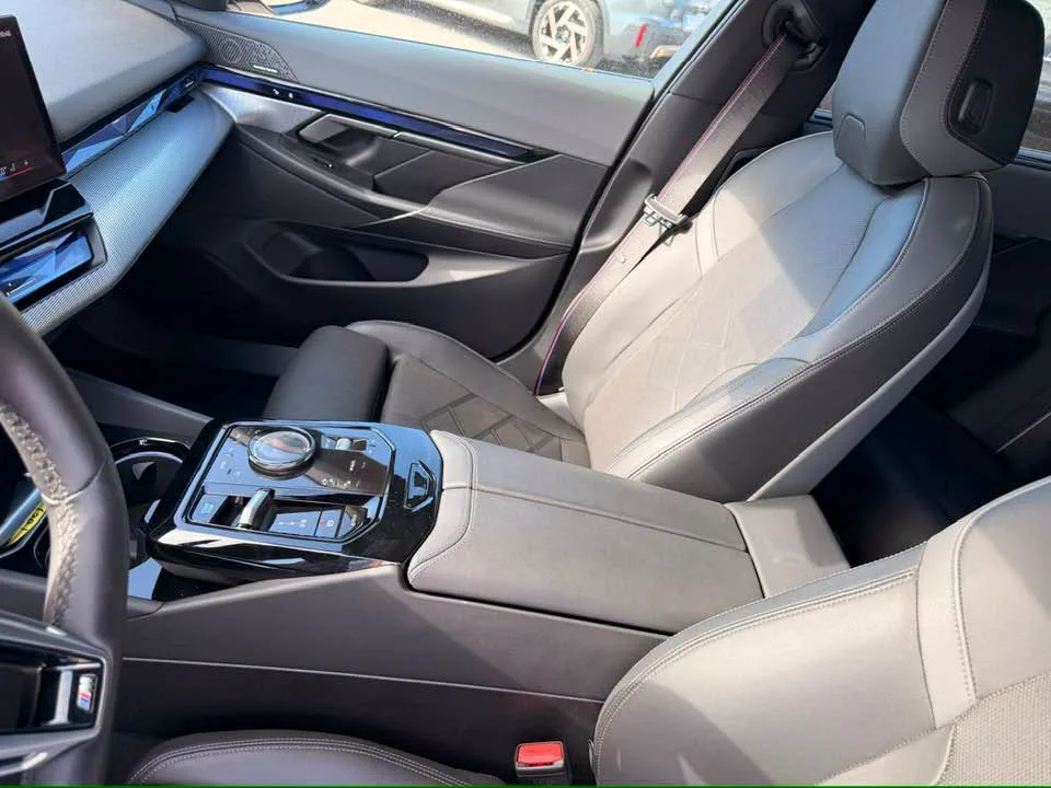 BMW I5 — снимка 4