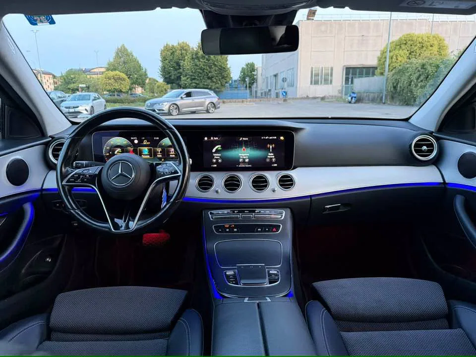 Mercedes-Benz E 220d