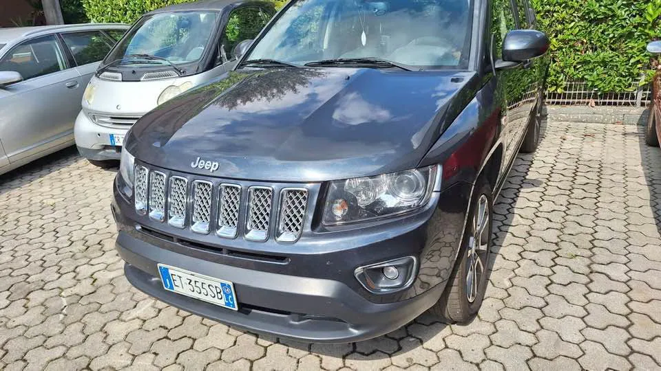 Jeep Compass 4WD Limited — снимка 4