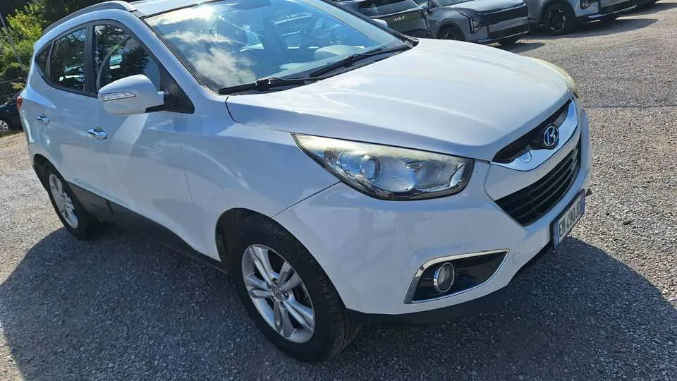 Hyundai ix35 2WD — снимка 2