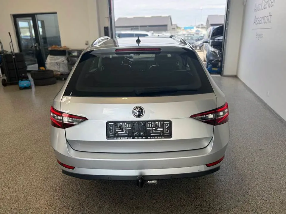 Skoda Superb — снимка 1