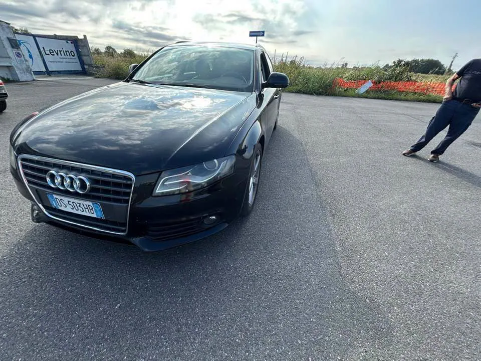 Audi A4 — снимка 3