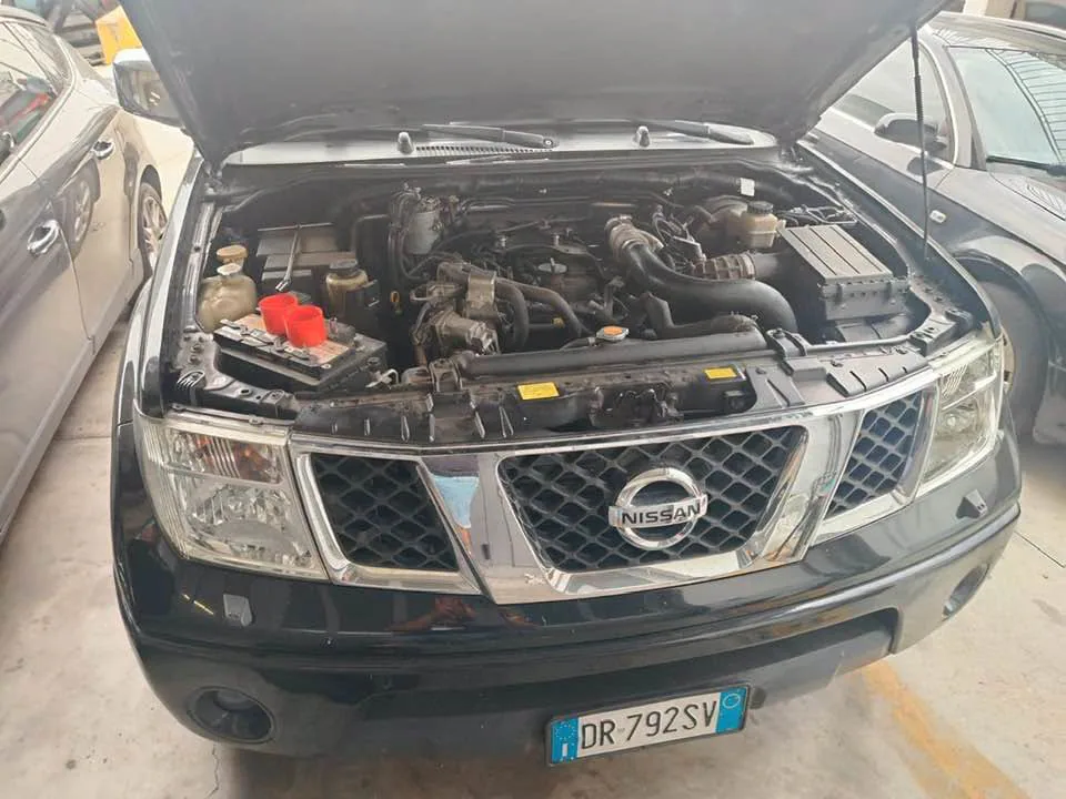 Nissan Navara Double Cab — снимка 2