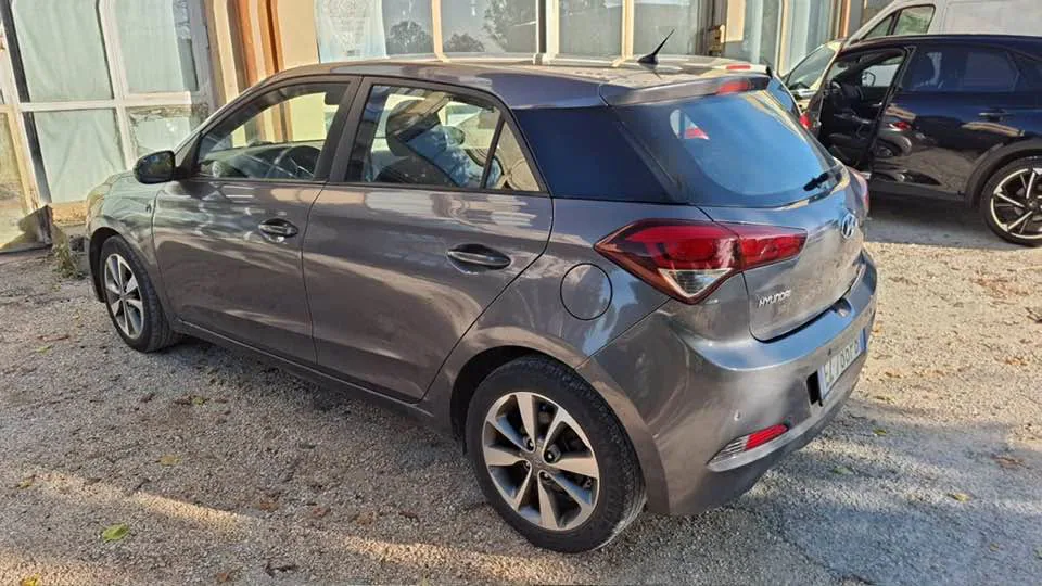 Hyundai i20 — снимка 4