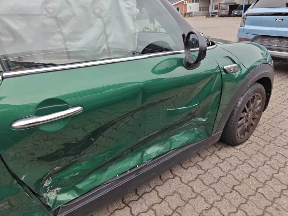 Mini Cooper SE — снимка 3
