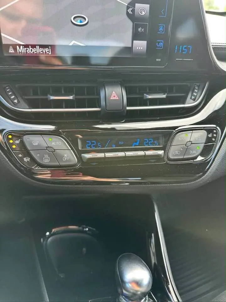 Toyota C-HR — снимка 2