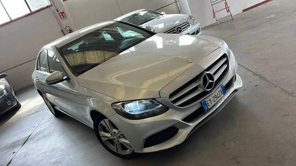 Mercedes-Benz C 180 — снимка 2