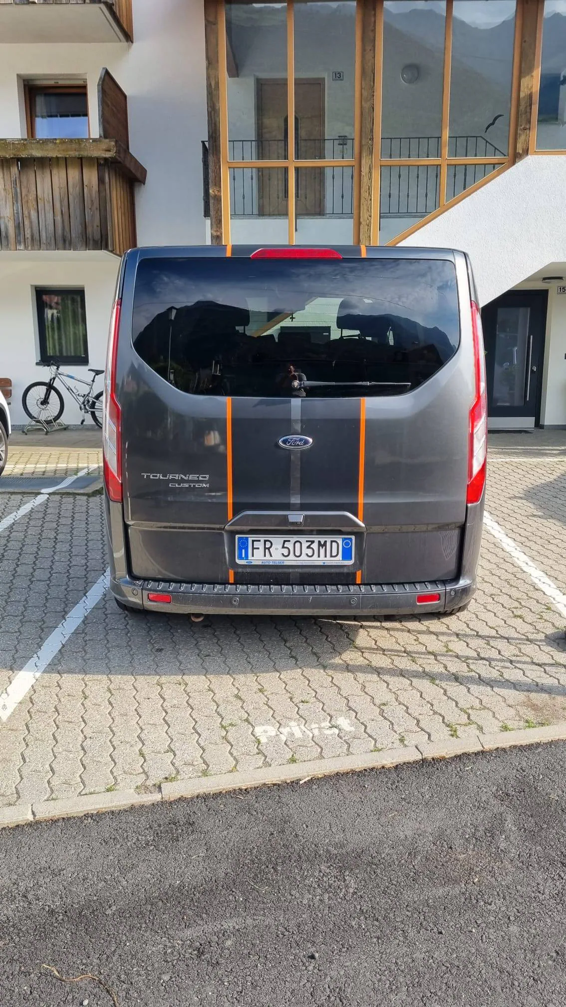 Ford Tourneo Custom — снимка 4