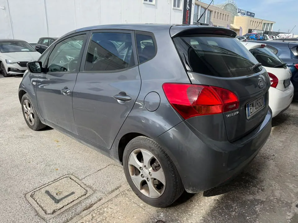 Kia Venga — снимка 4