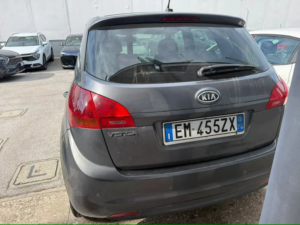 Kia Venga — снимка 5