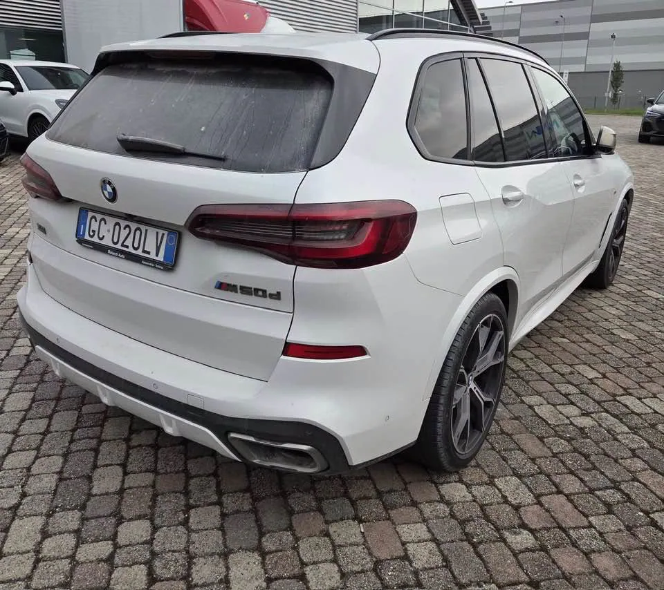 BMW X5 M50d — снимка 2