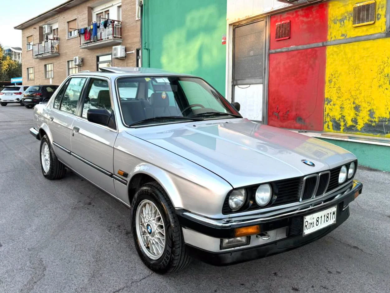 BMW 320i — снимка 2