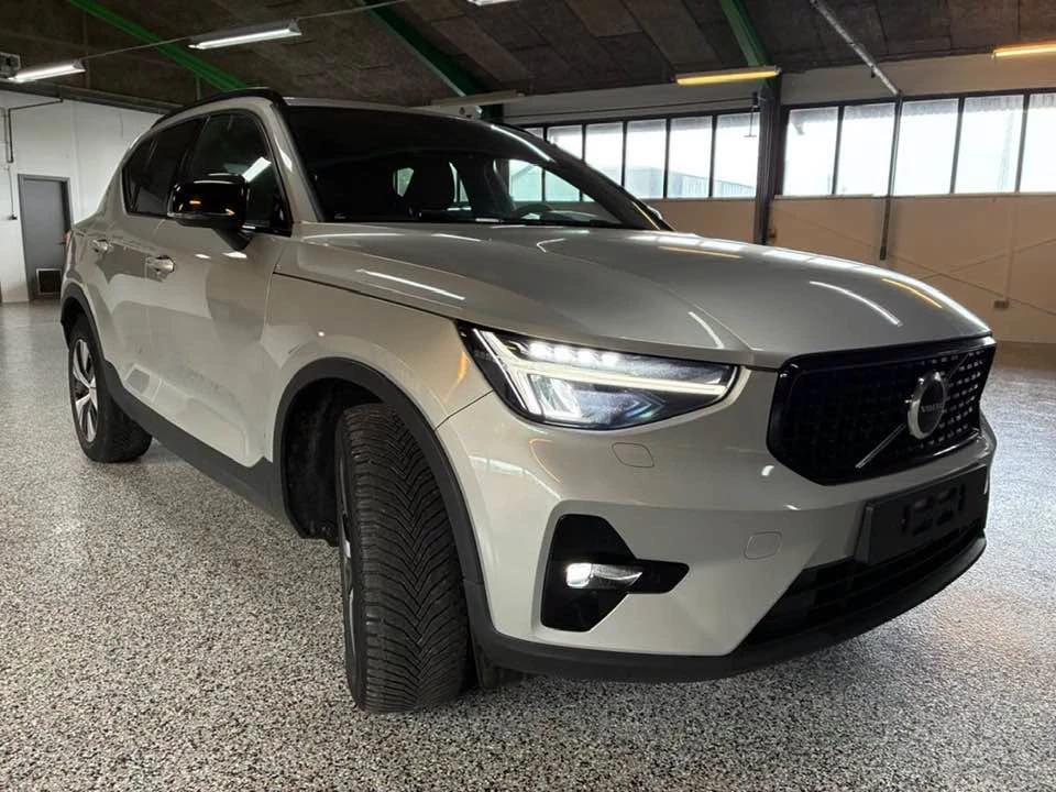 Volvo XC40 — снимка 5