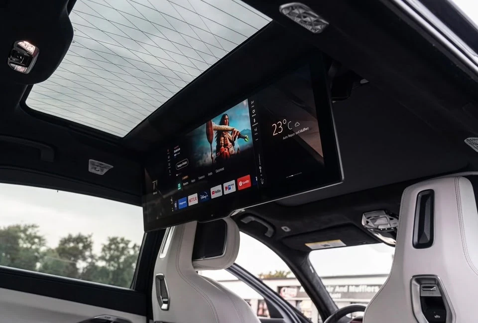 BMW Curved Display W — снимка 4