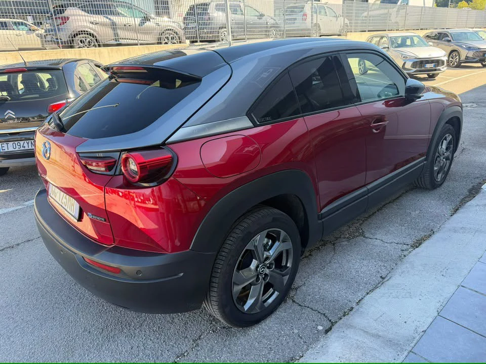 Mazda MX30 — снимка 5