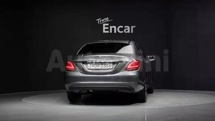 Mercedes-Benz C 200 — снимка 4
