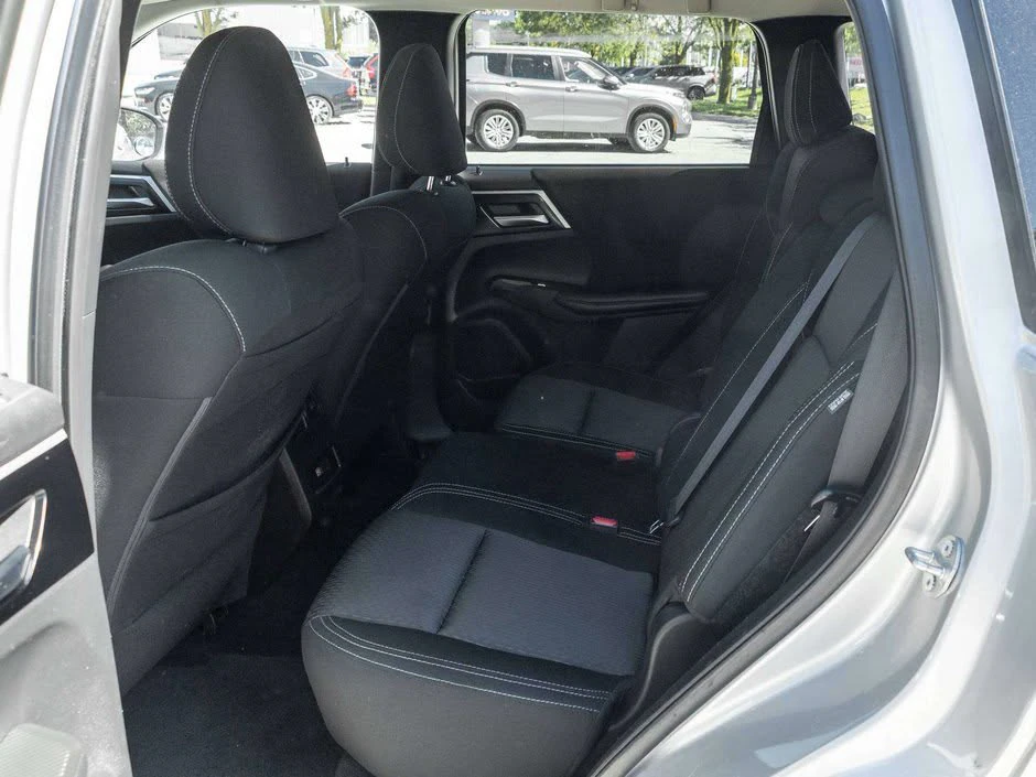 Mitsubishi Outlander SE НА — снимка 3