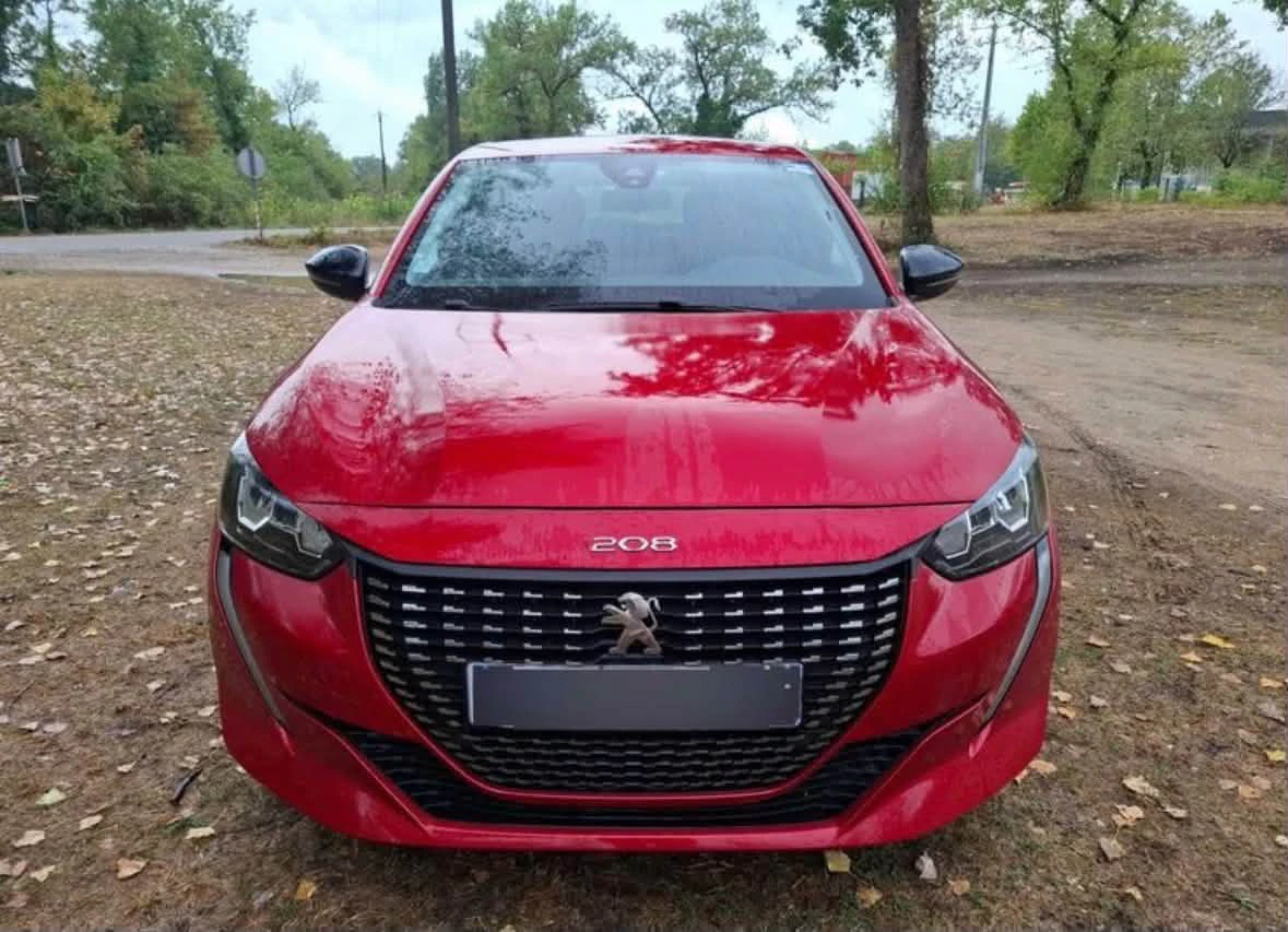 Peugeot 208