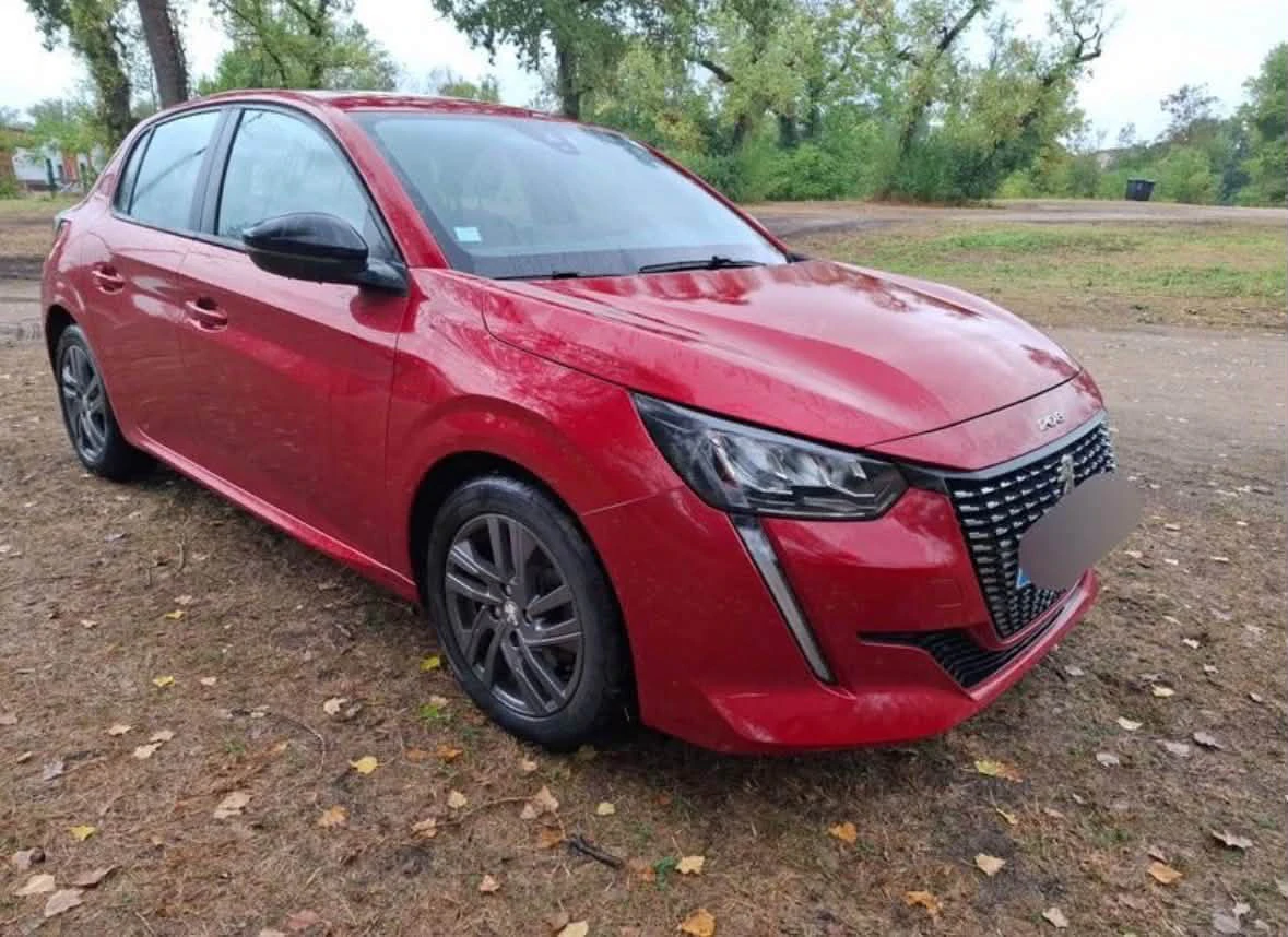 Peugeot 208 — снимка 3