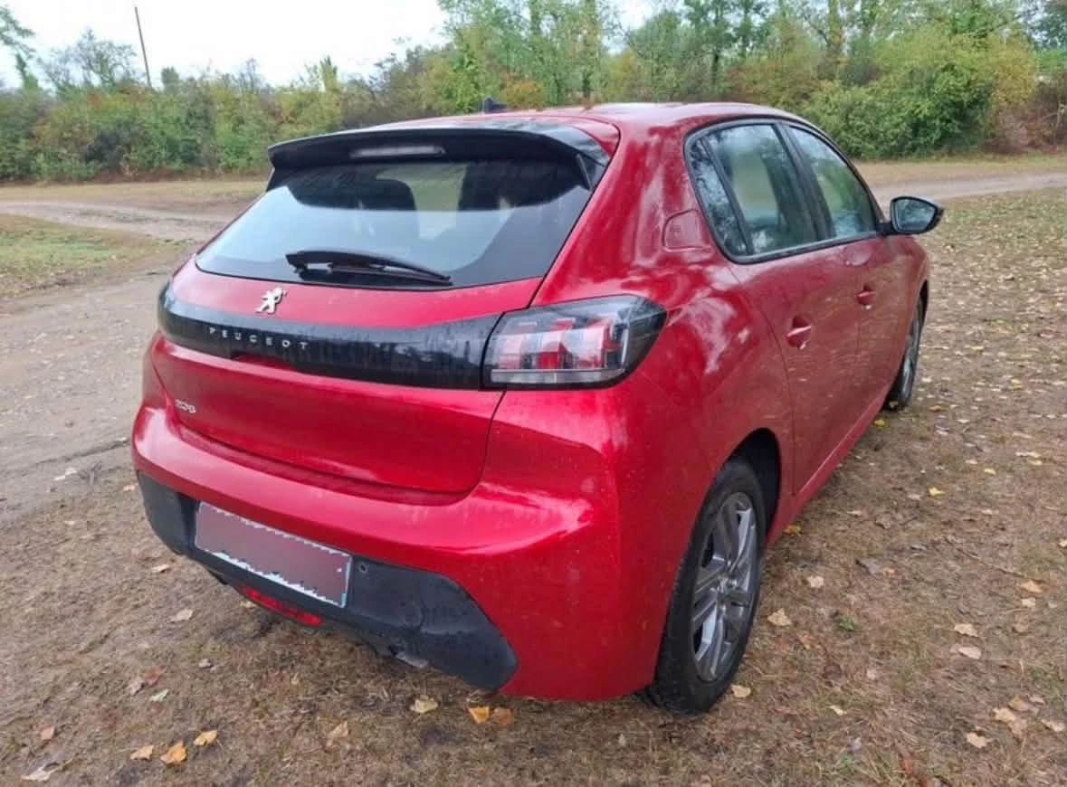 Peugeot 208 — снимка 4