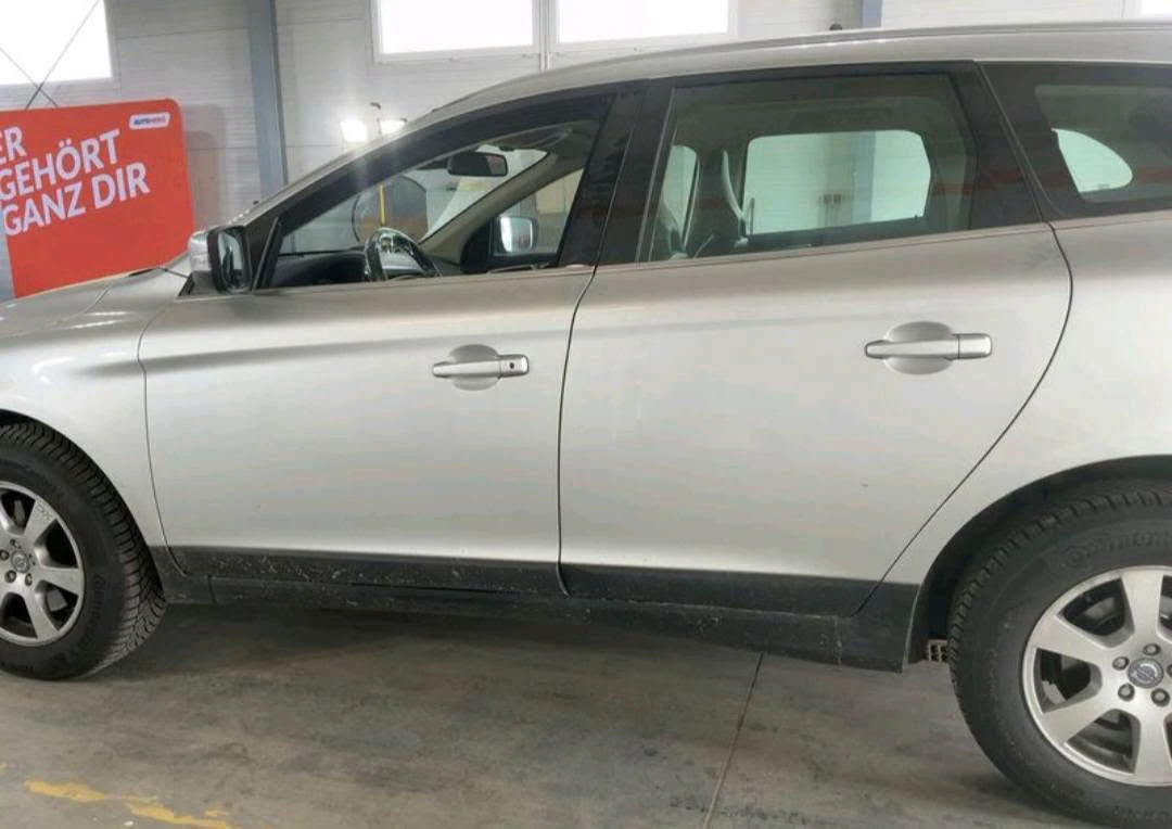 Volvo XC60 ОТ Първо — снимка 5