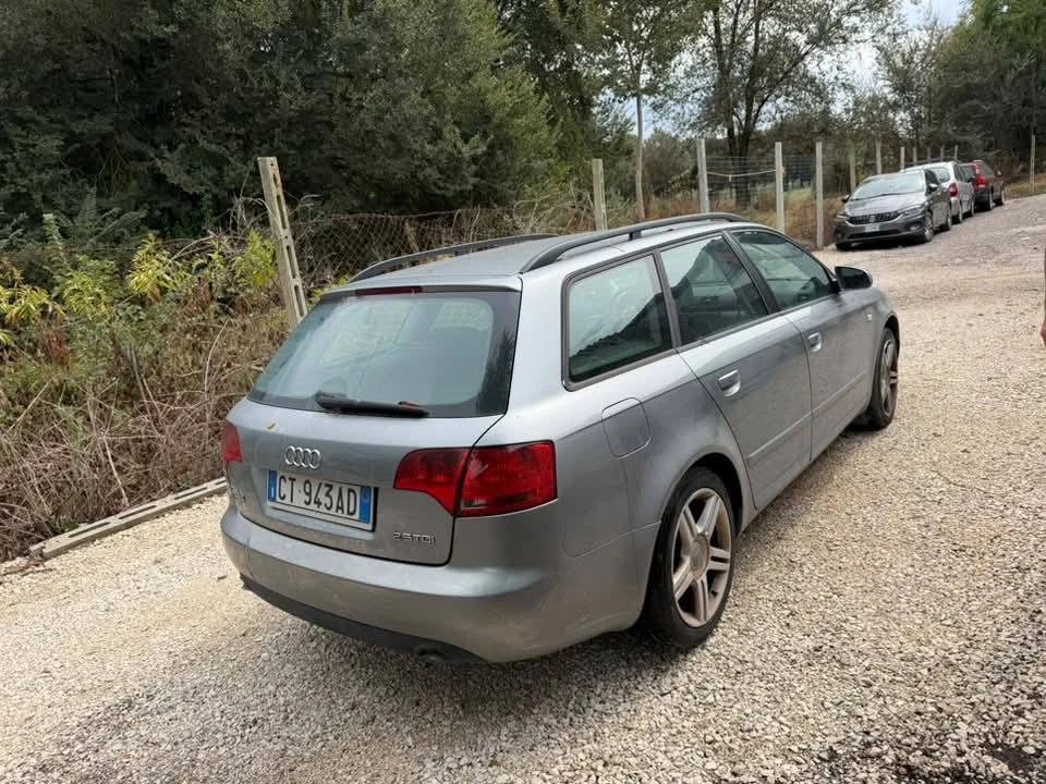 Audi A4 — снимка 4