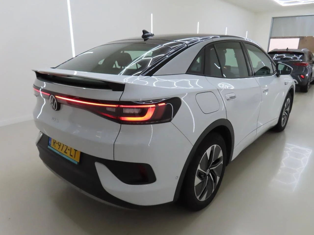 Volkswagen ID.5 Pro — снимка 2