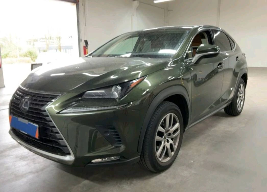 Lexus NX300h Съчетава Надеждността