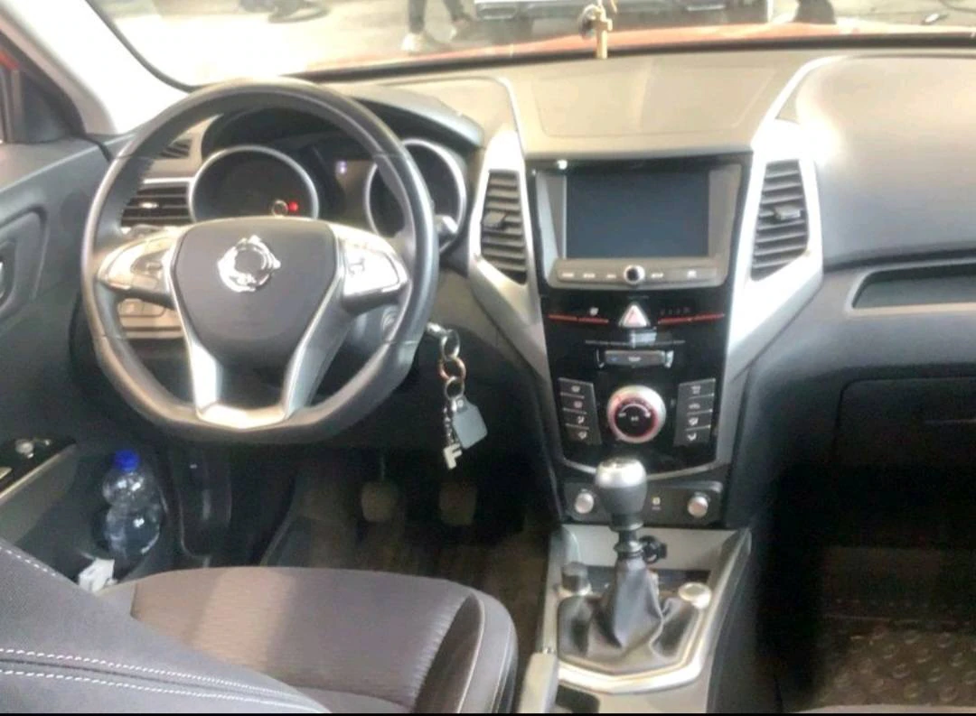 SsangYong Tivoli — снимка 2