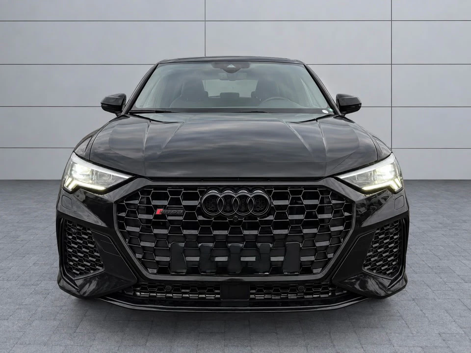 Audi RSQ3