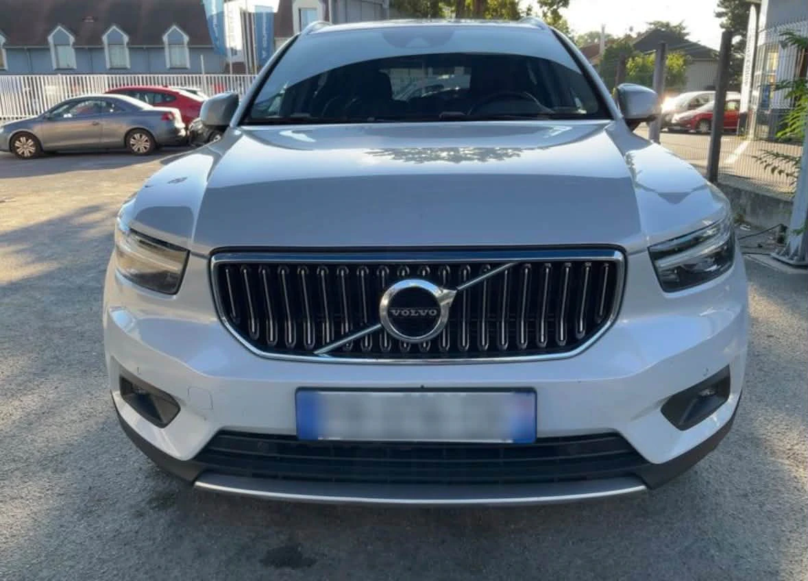 Volvo XC40 — снимка 4