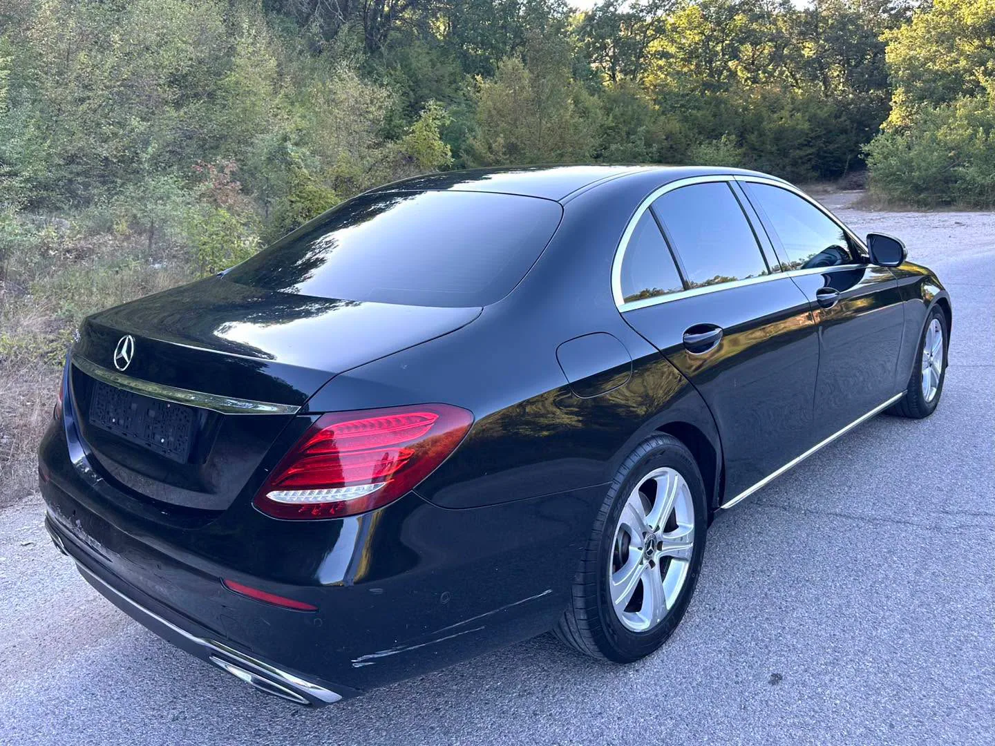 Mercedes-Benz E 220d — снимка 5