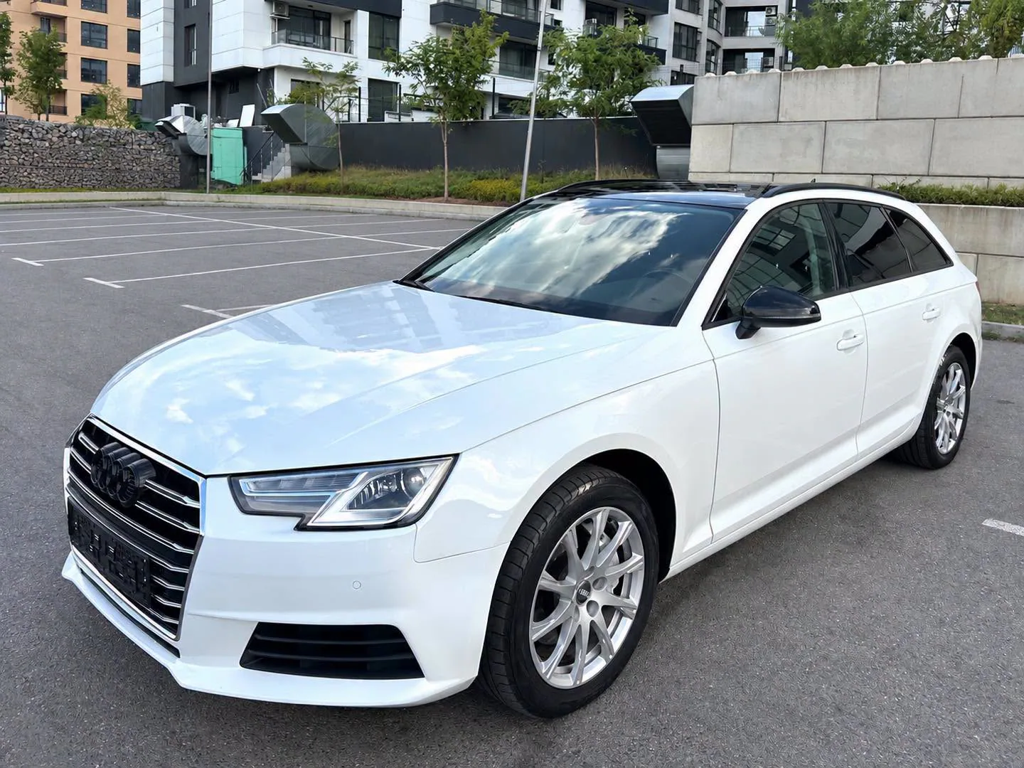 Audi A4 — снимка 3
