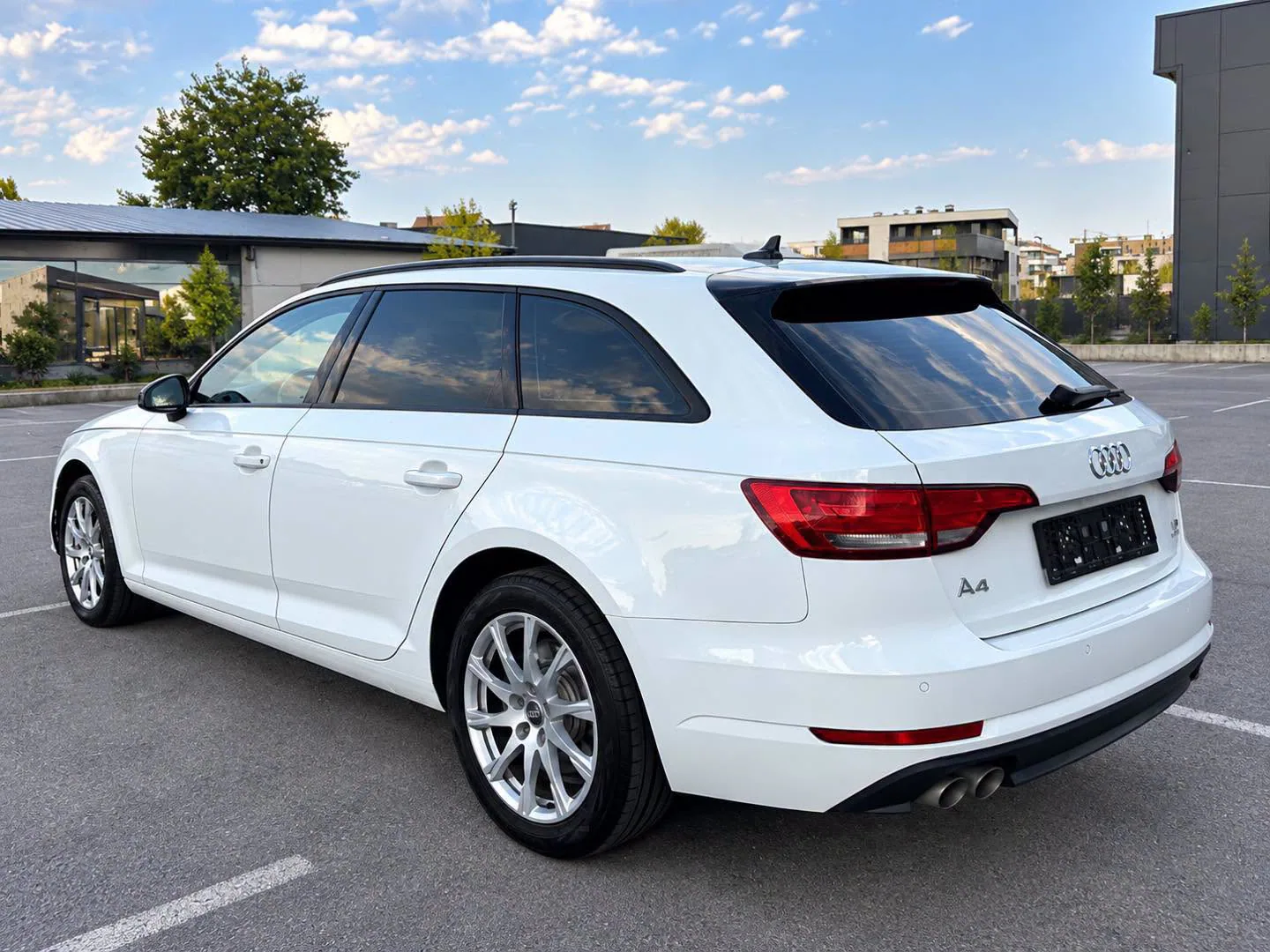 Audi A4 — снимка 4