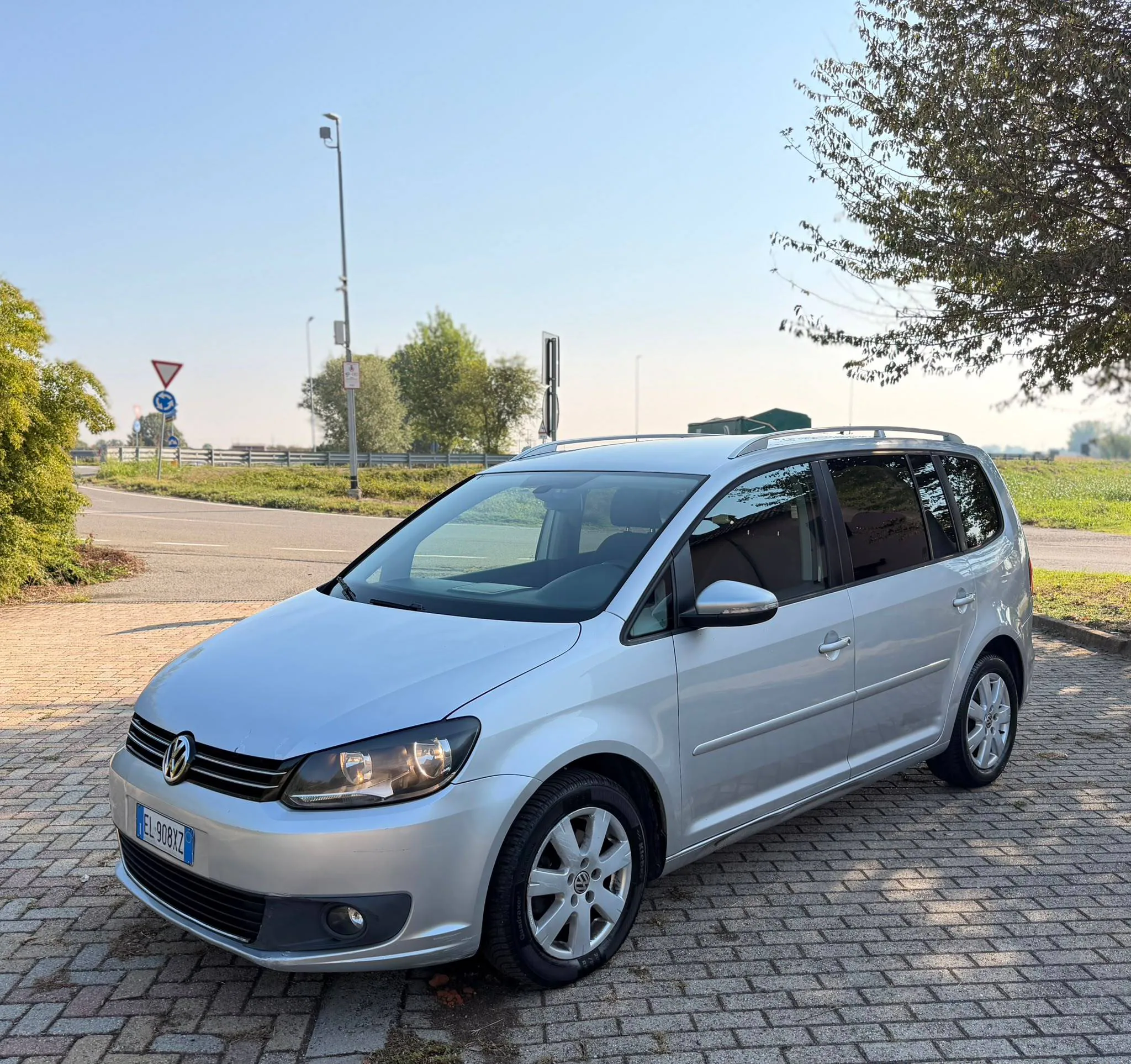 Volkswagen Touran — снимка 1