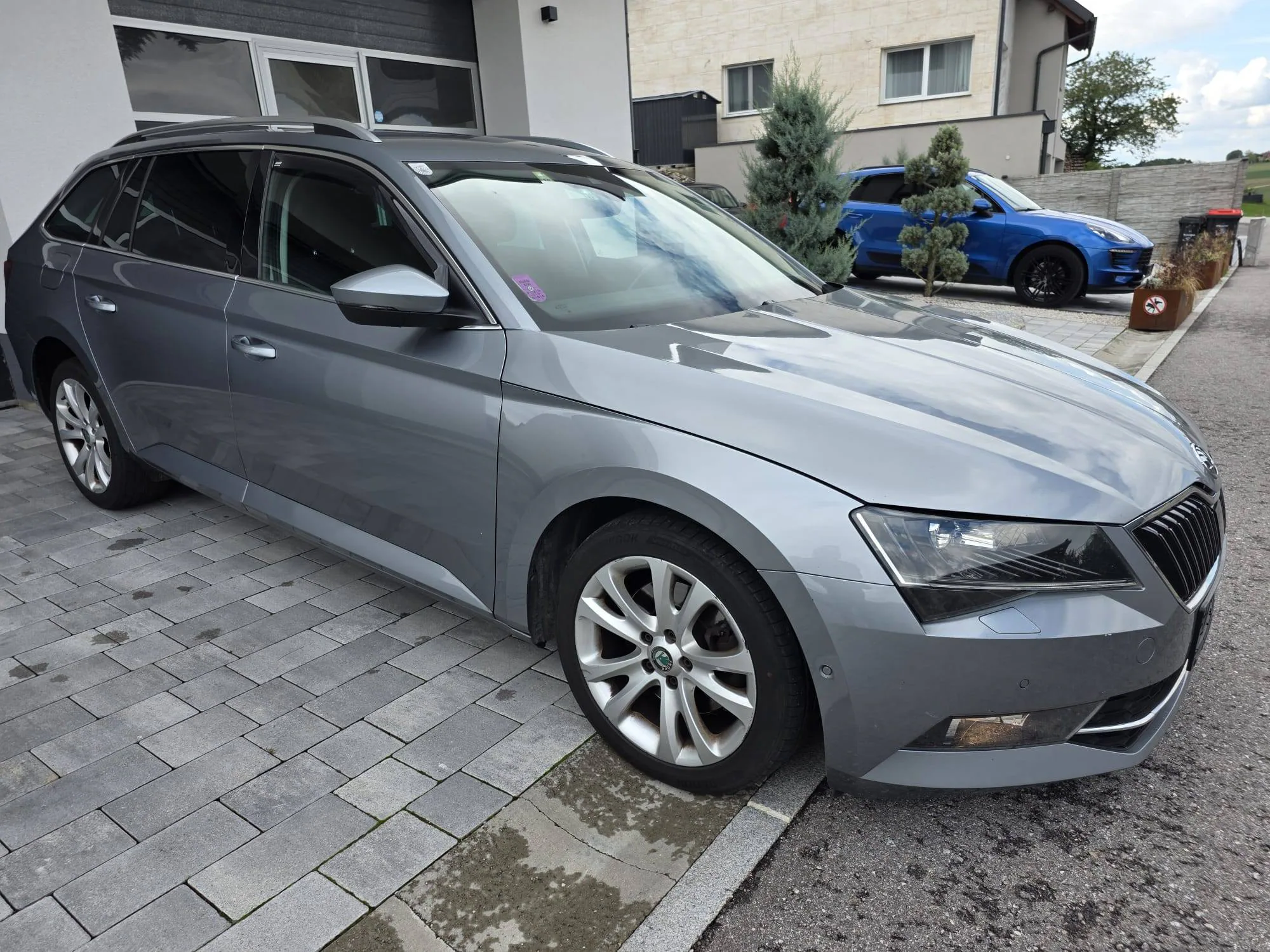 Skoda Superb Combi — снимка 2