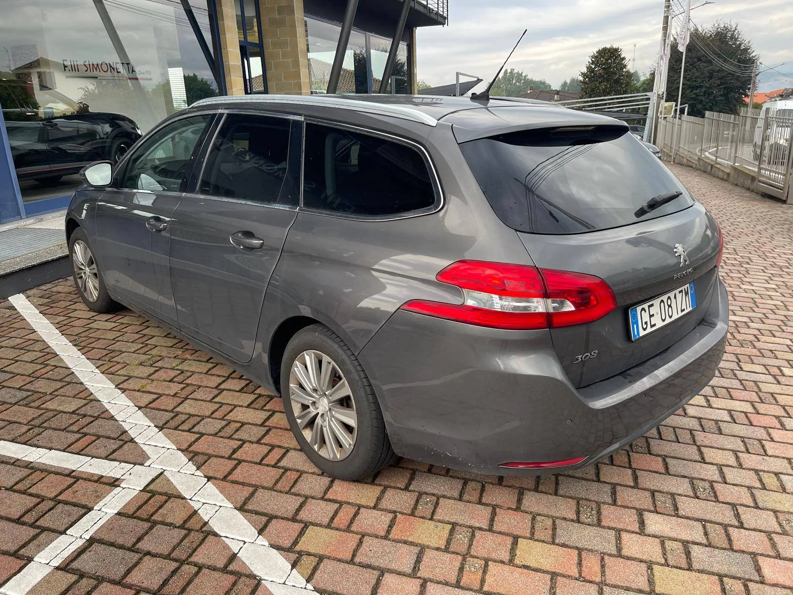 Peugeot 308 SW — снимка 2