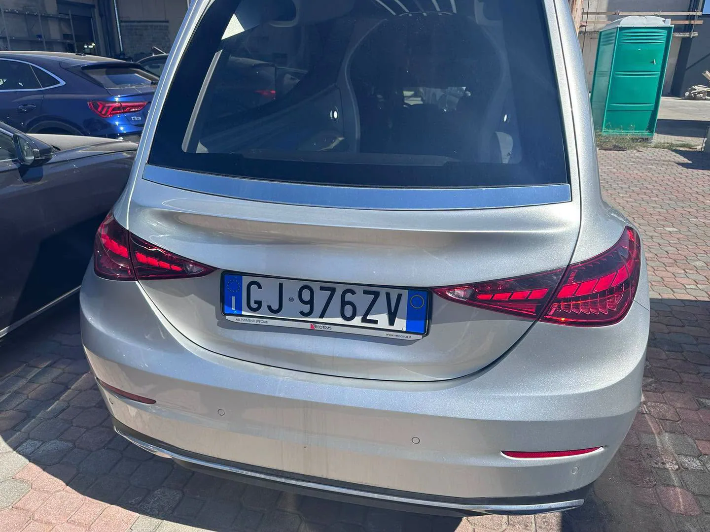 Mercedes-Benz C 220d — снимка 2