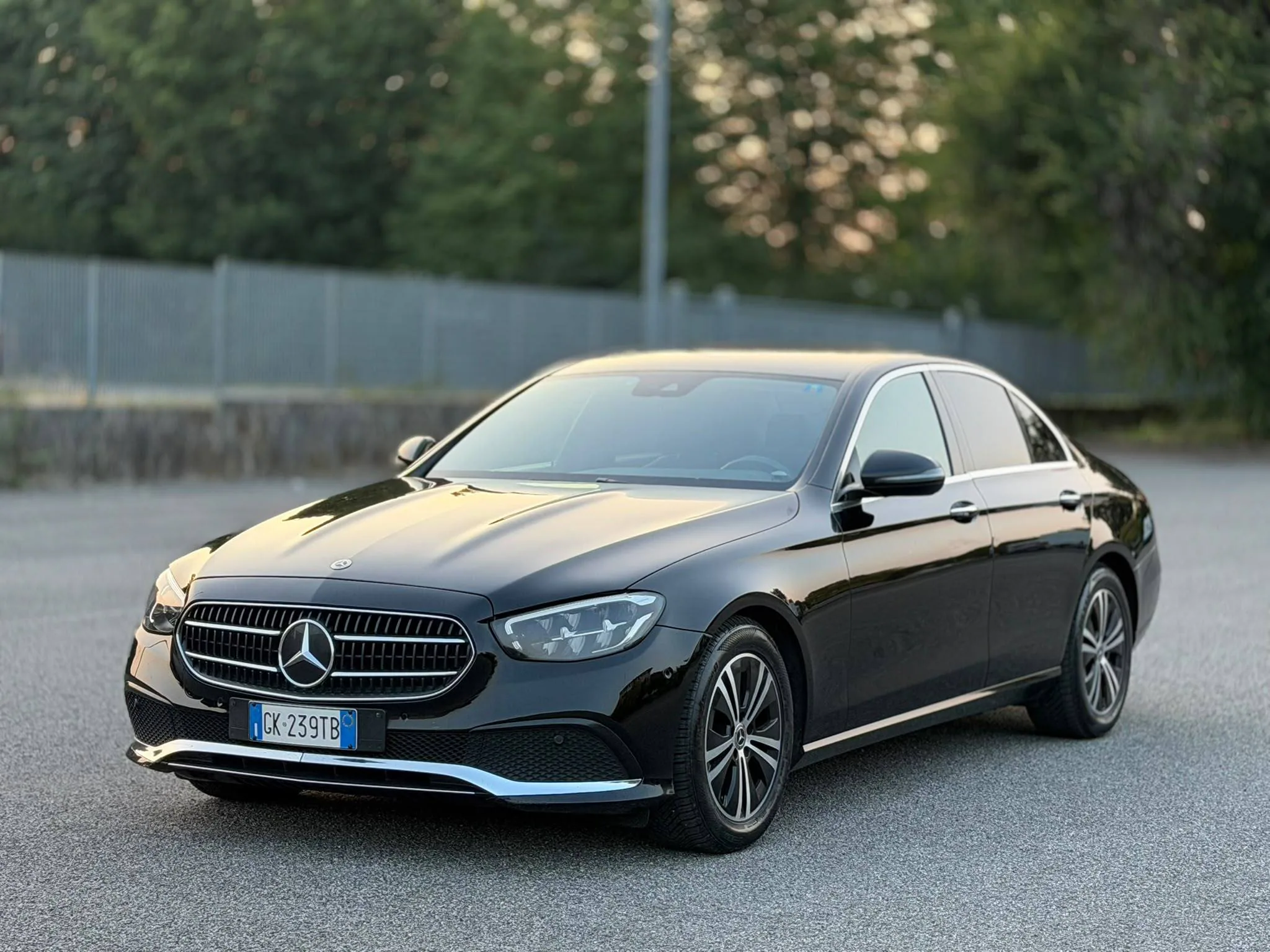 Mercedes-Benz E 220 D