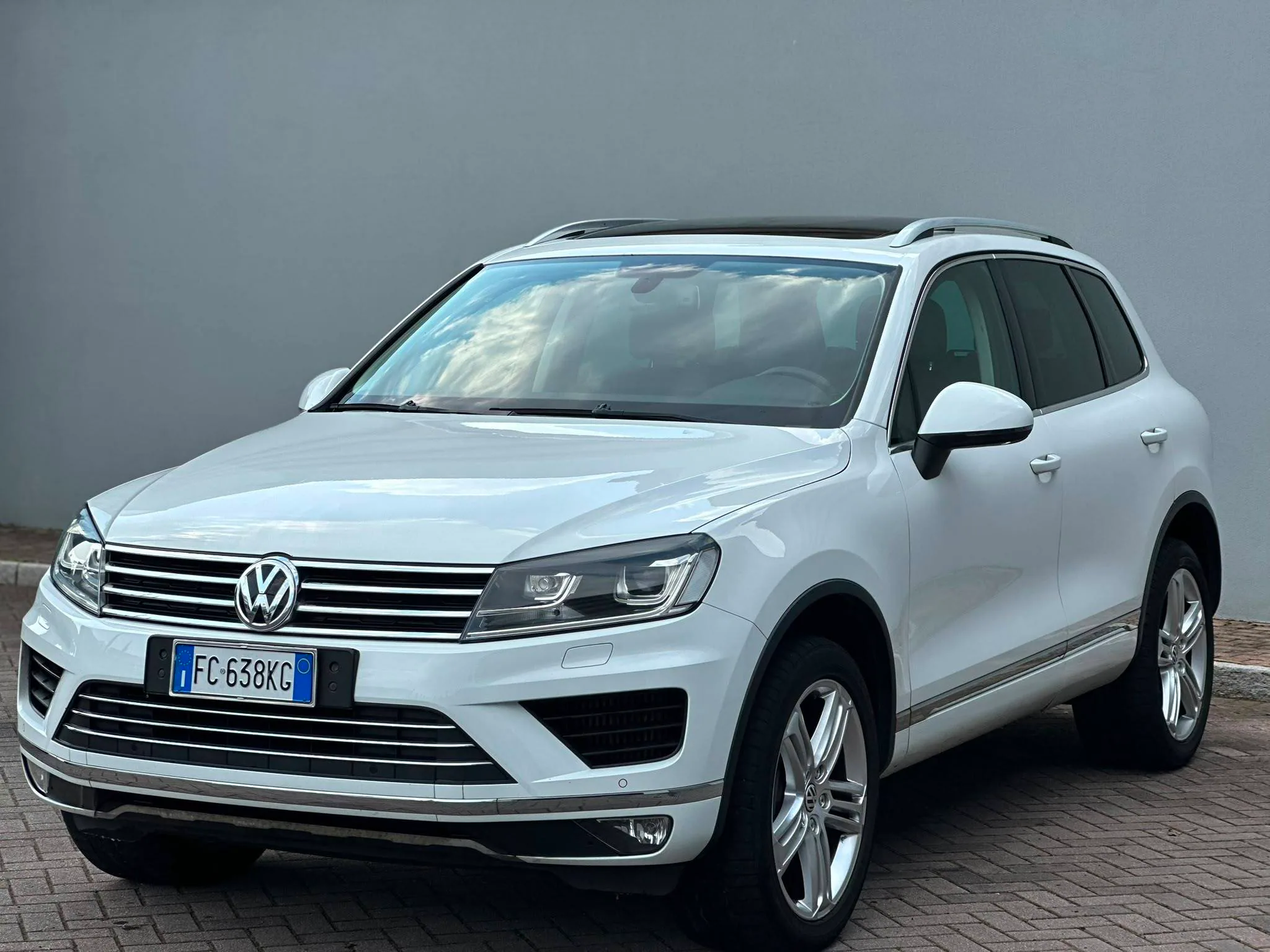 Volkswagen Touareg