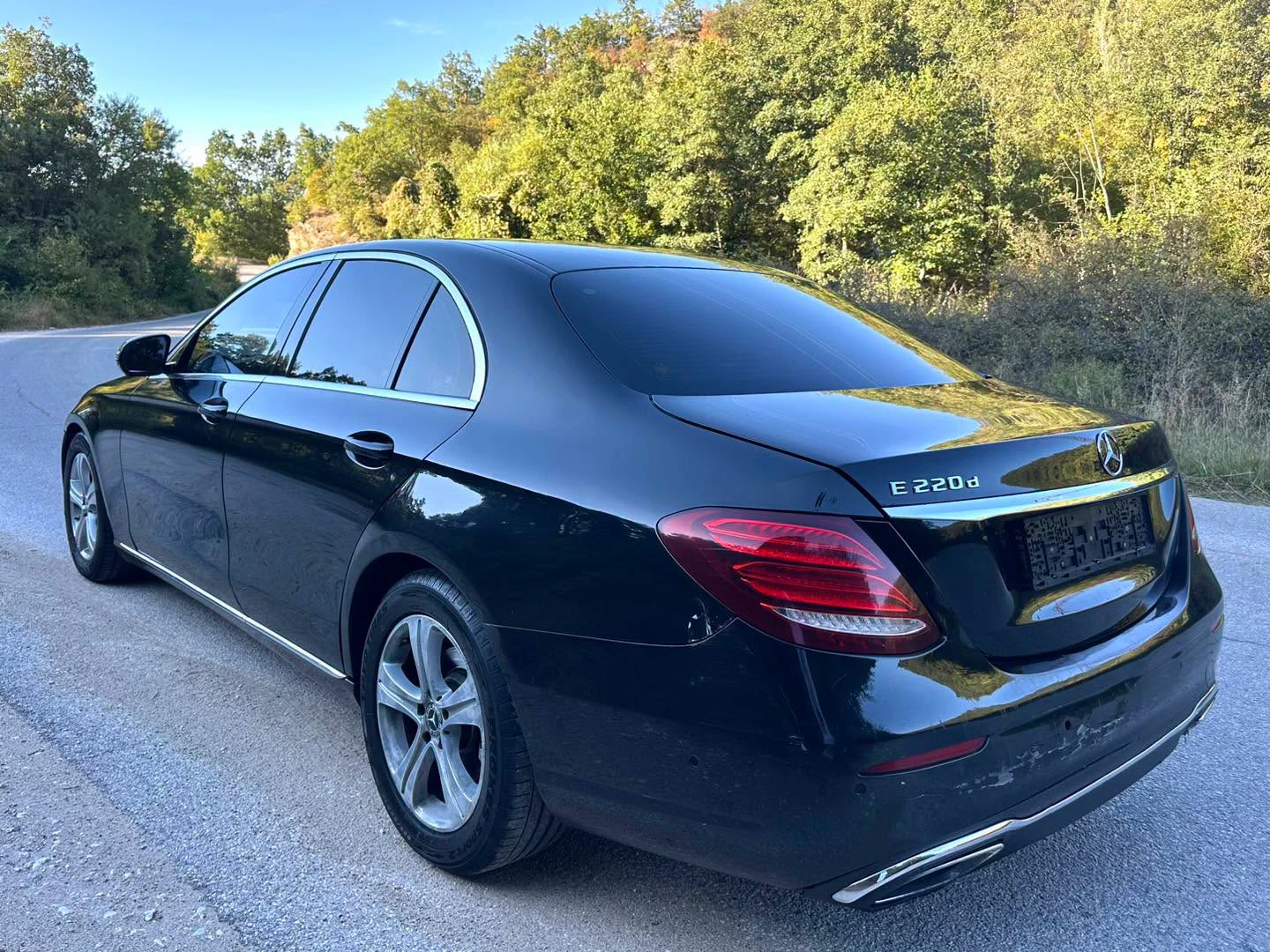 Mercedes-Benz E 220d — снимка 4