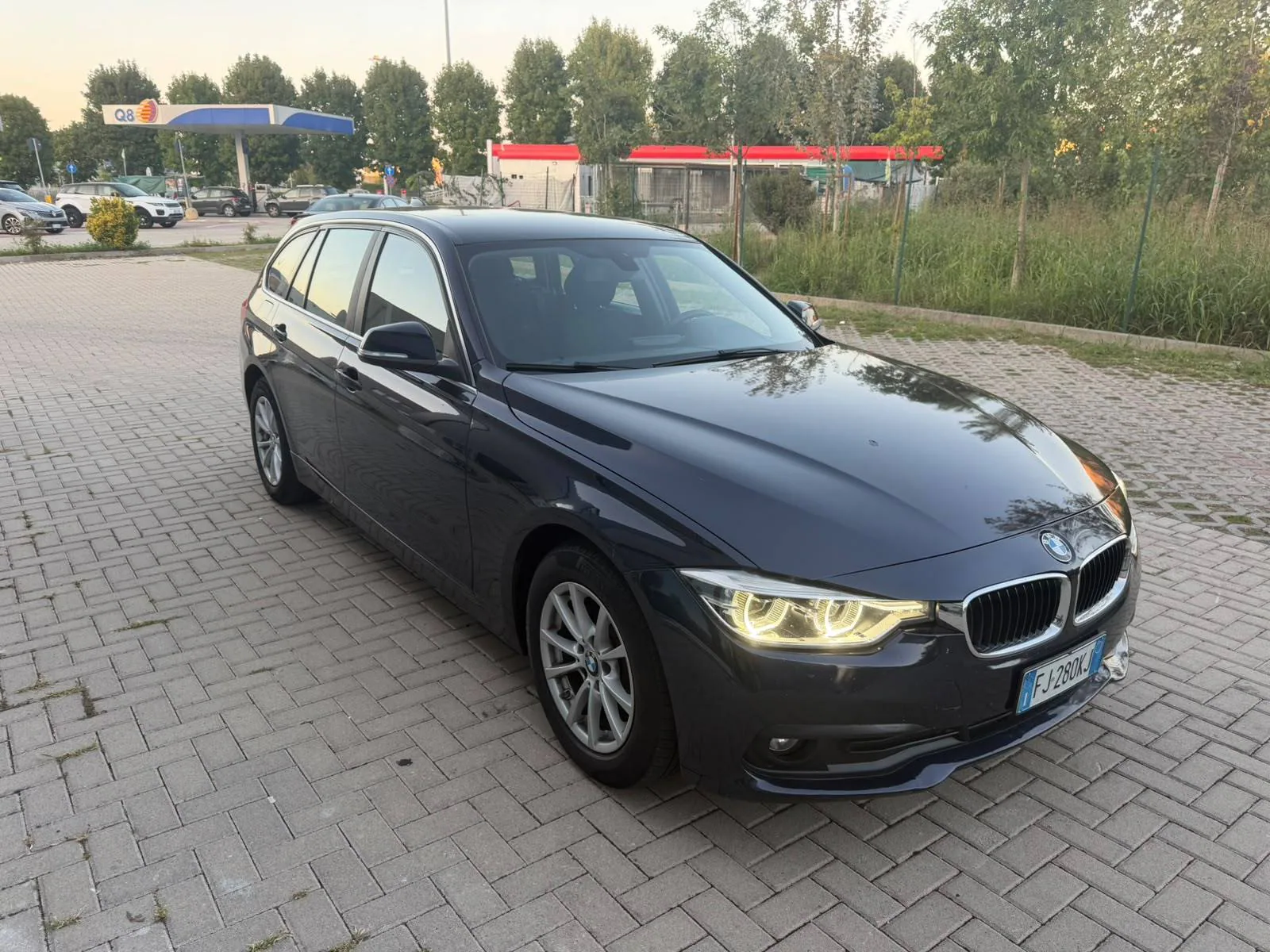 BMW 316d Touring Luxury — снимка 3