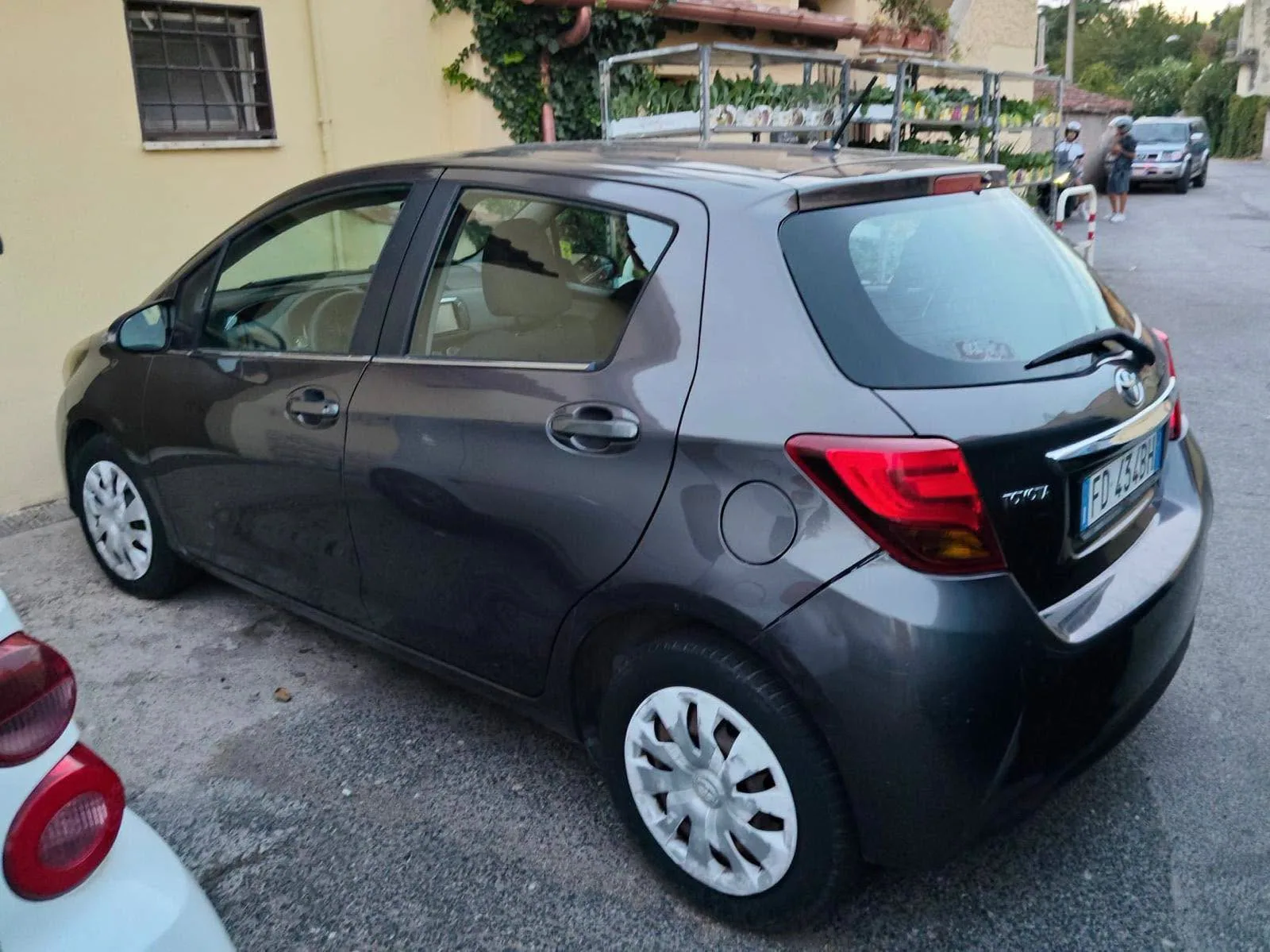 Toyota Yaris — снимка 2