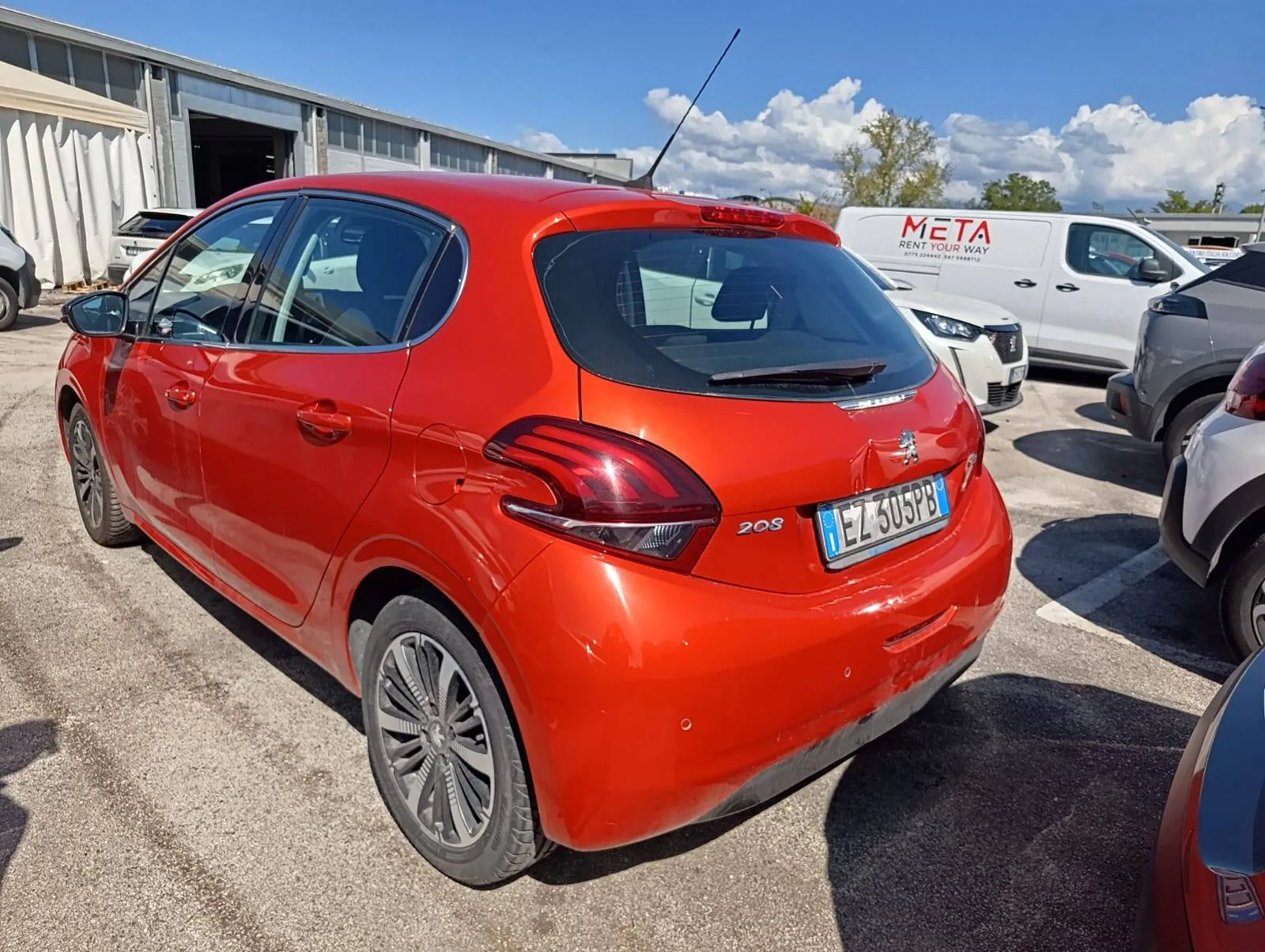 Peugeot 208 — снимка 3